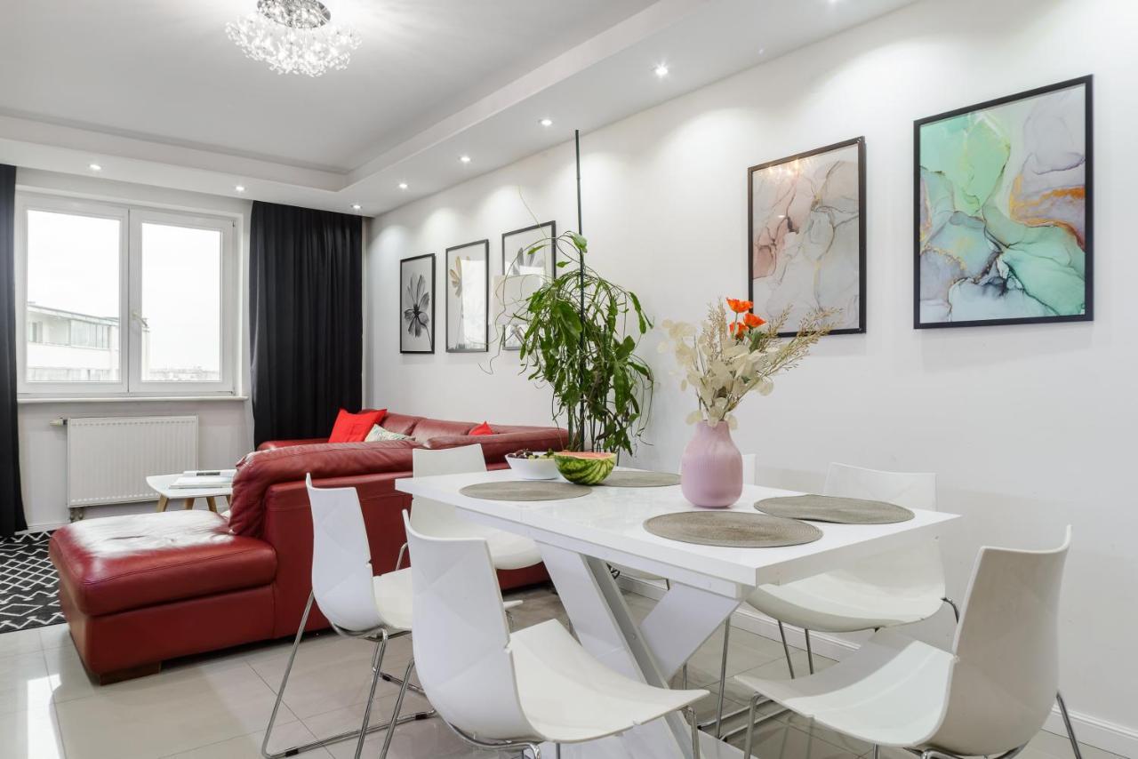 Lumina Spacious Apartment Near The Railway Station Varsóvia Exterior foto