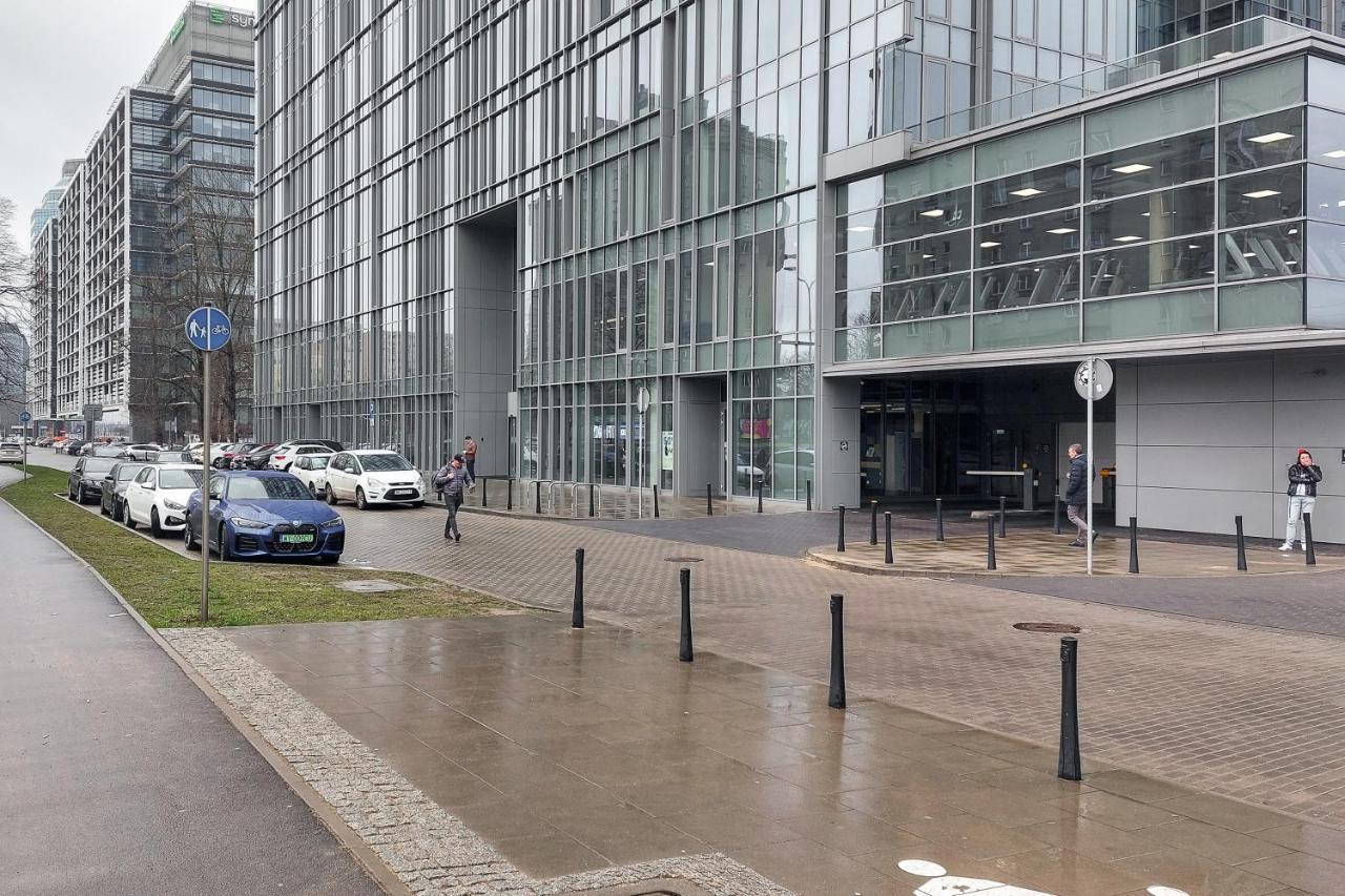 Lumina Spacious Apartment Near The Railway Station Varsóvia Exterior foto